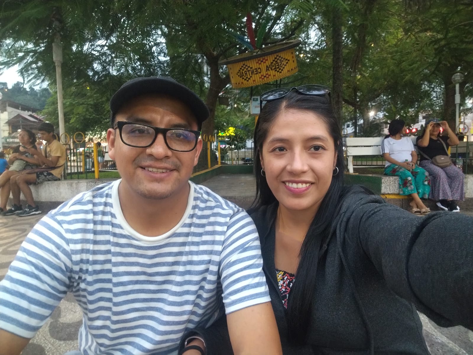 Momento especial de Yeny y Juan Carlos